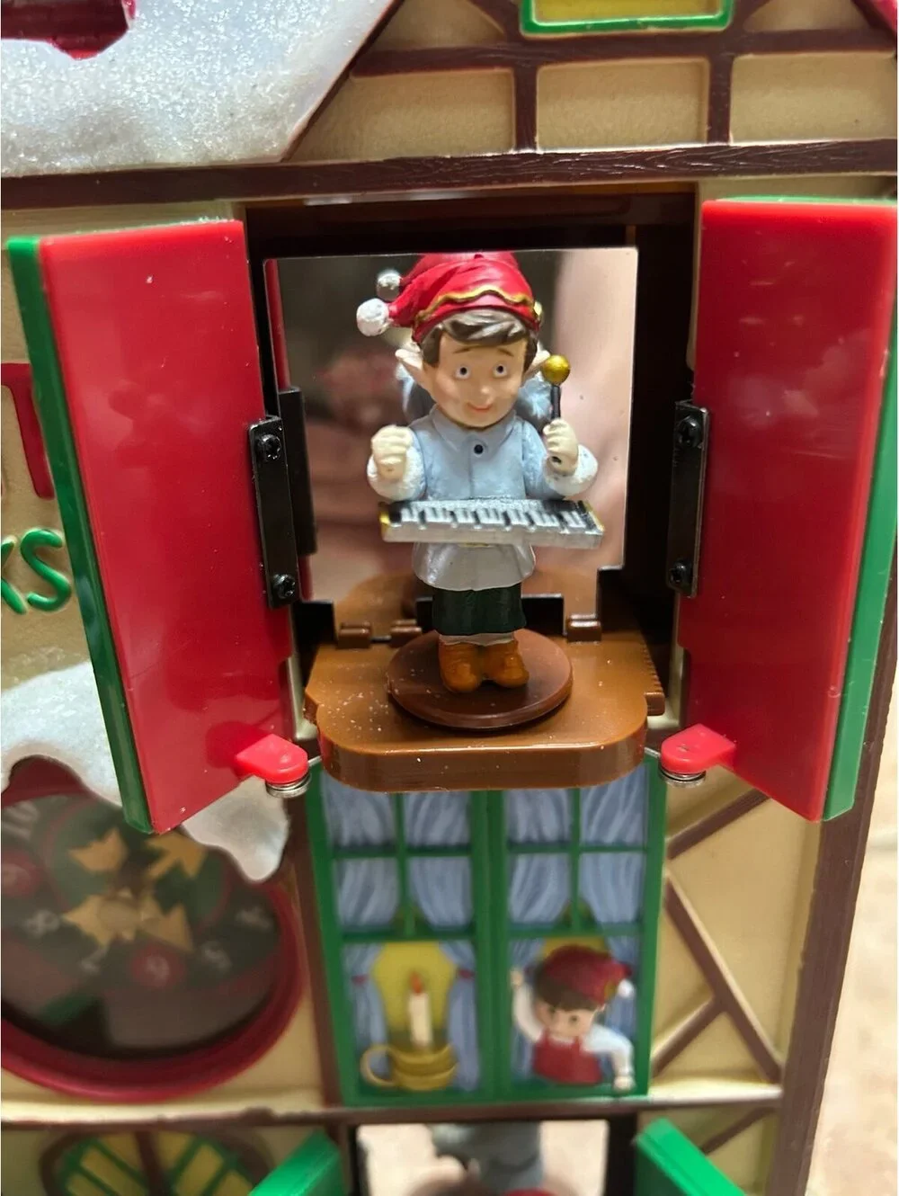 Vintage Mr. Christmas Symphony Surprise Santa’s Workshop Animated Musical